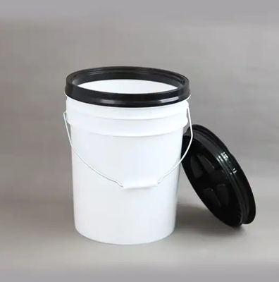 seau en plastique de peinture de l'épaisseur 20L de 1.4mm avec la vis sur le couvercle de joint et la poignée gamma en métal