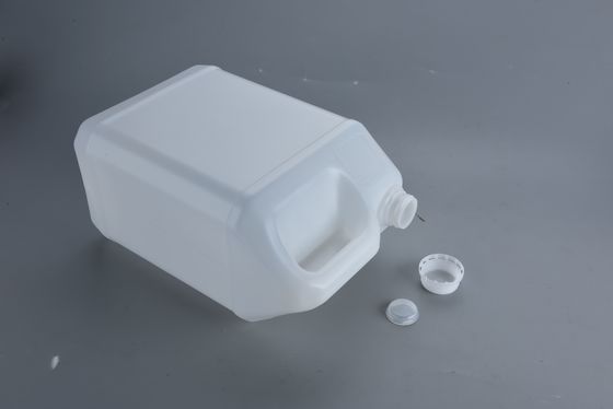 10 L de canette de jerry en plastique moulé par extrusion pour la vente au détail / commande / personnalisation Poids de 320 g